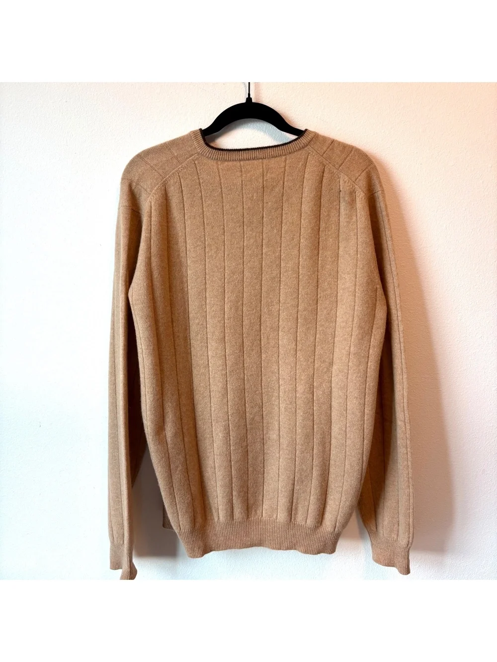 Club Room 100% Cashmere V-Neck Sweater Men’s Large Camel Tan Ribbed Knit Fall